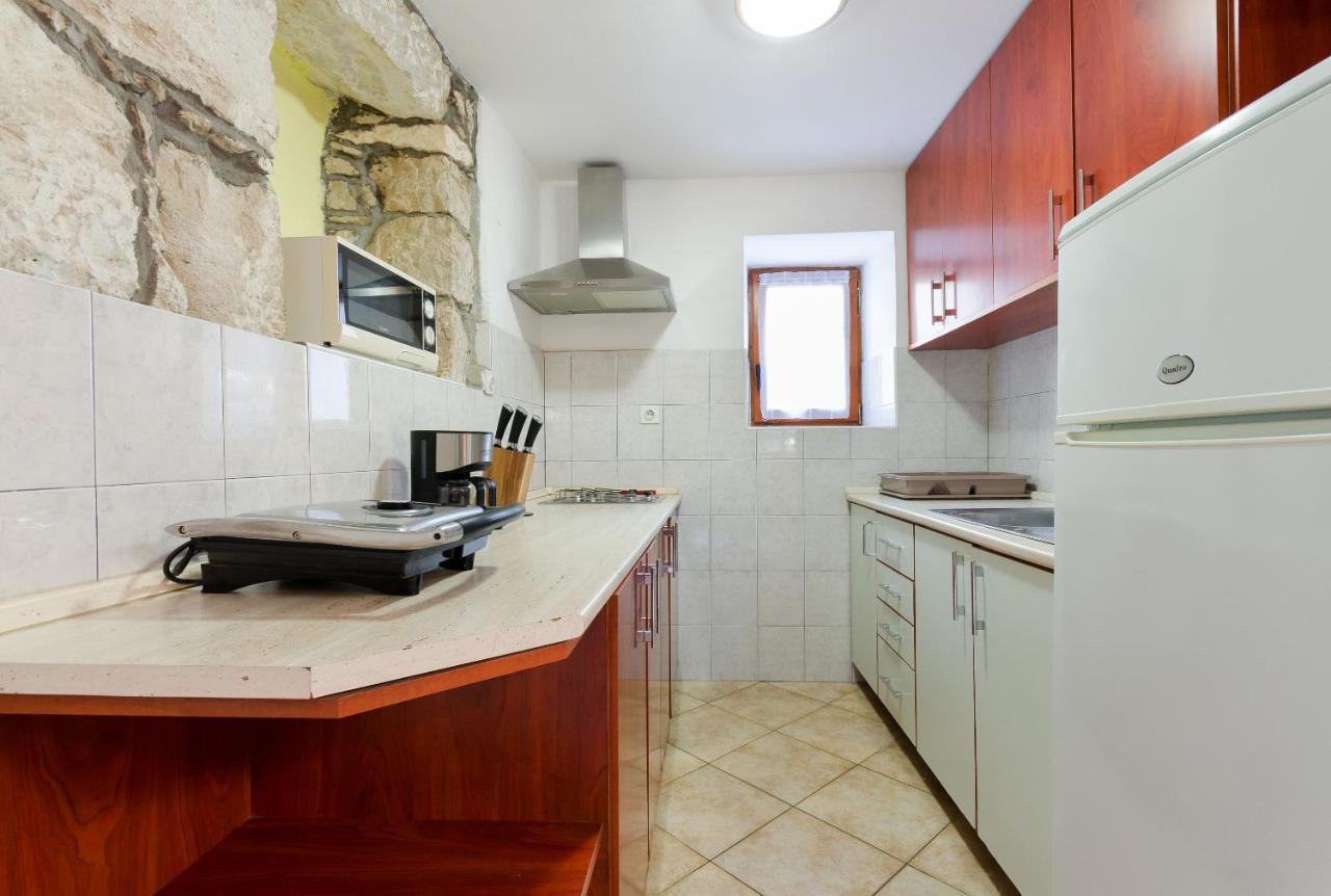 Apartment Josip Plomin Exterior photo