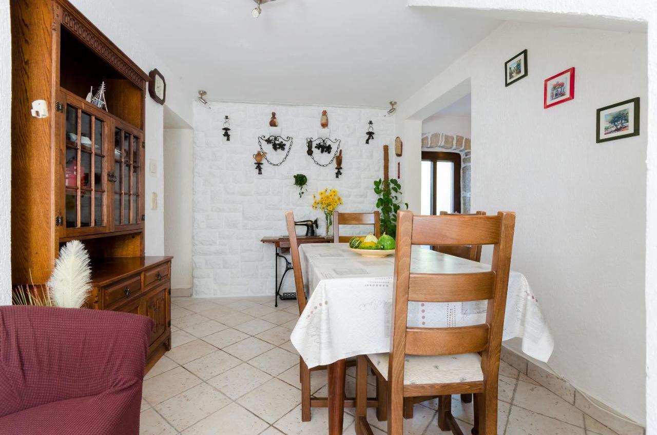 Apartment Josip Plomin Exterior photo